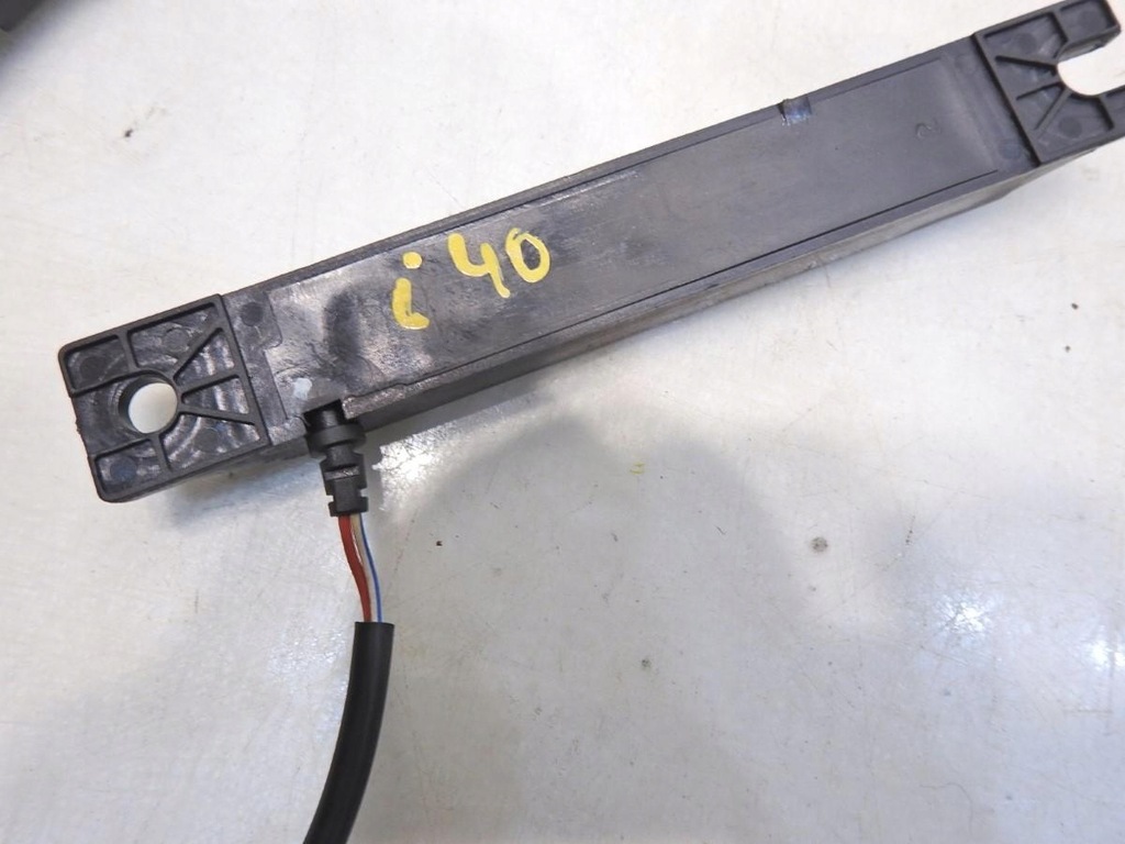 SCHLÜSSELLOSE ANTENNE HYUNDAI i40 95420-3Z000 Product image