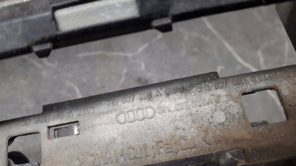 8p1837885a Befestigung des linken Griffs vorne Audi A4 B6 Product image