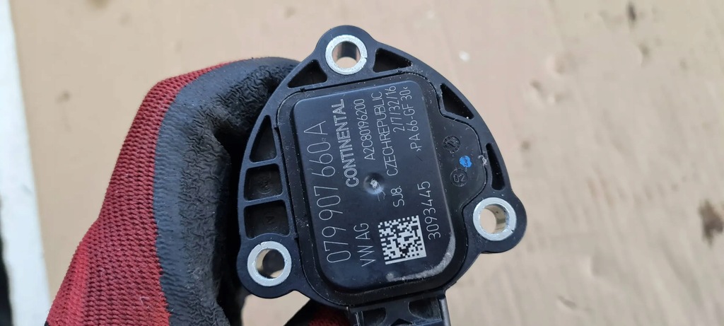 S6 C7 4G LIFT-ÖLSTANDSENSOR 4.0 TFSI 079907660A A4 B9 8W A5 A6 A7 Product image
