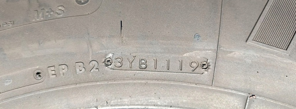 445/65R22.5 (C242) BRIDGESTONE R164 11mm Product image