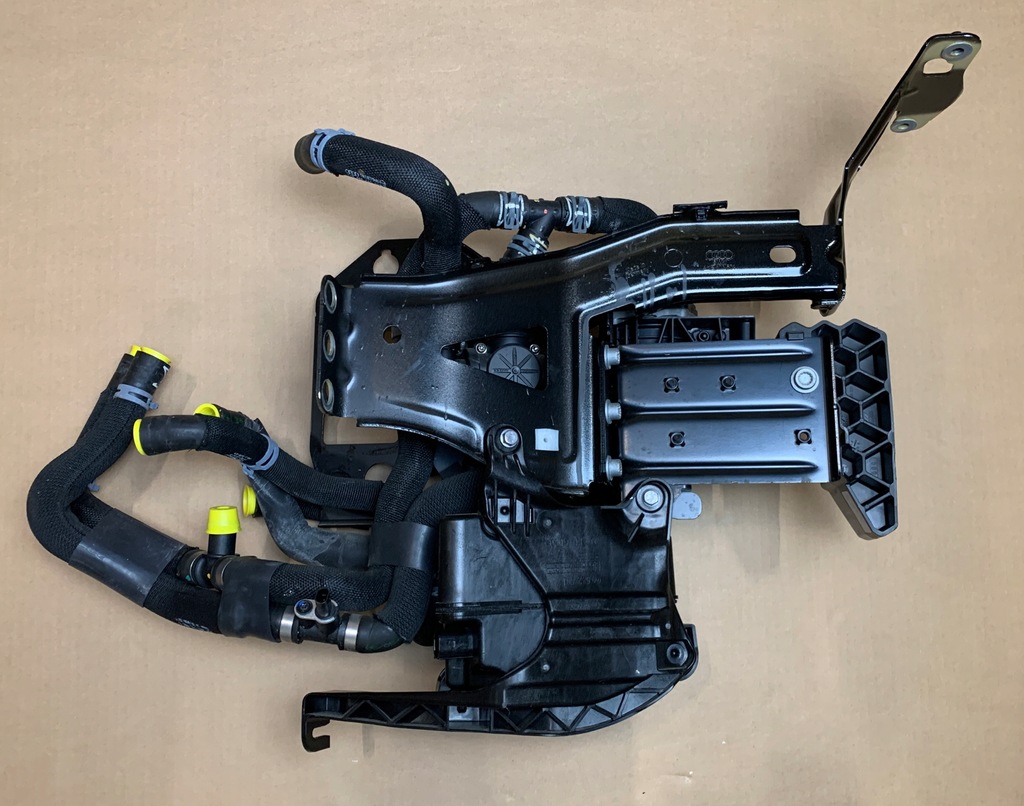 AUDI E-TRON KÜHLMODUL WASSERPUMPE LAUTSPRECHER 4KE965567B 4KE035916 27km Product image