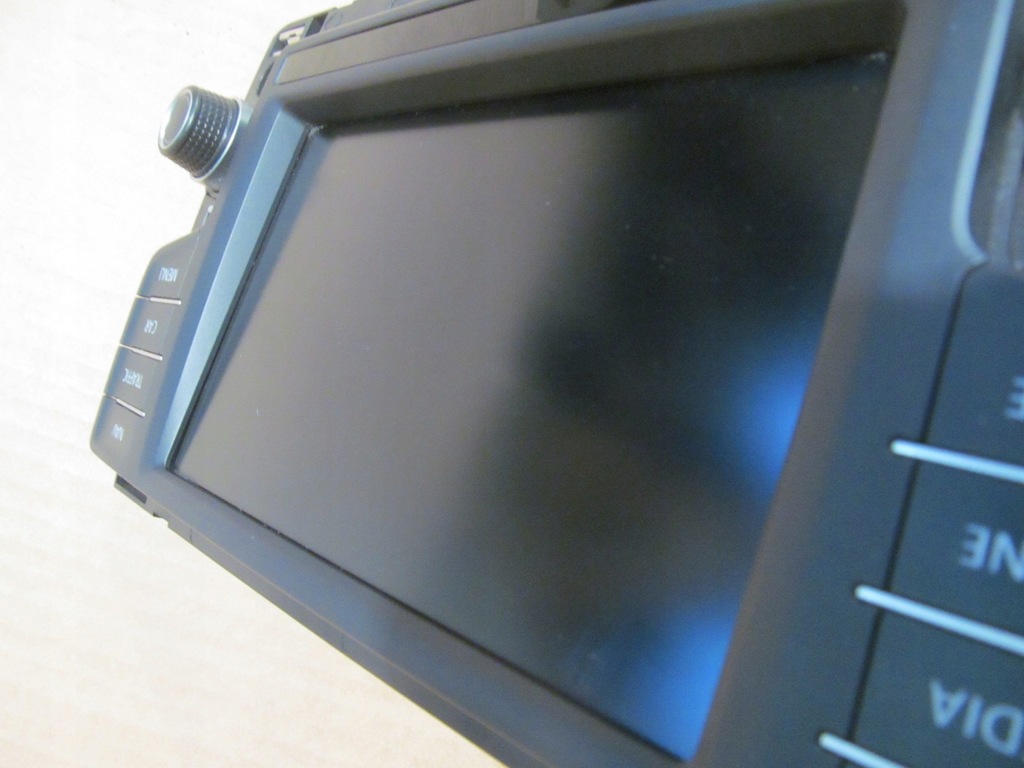VW PASSAT 14-20 BILDSCHIRM RADIO NAVIGATIONSPANEL C401 Product image