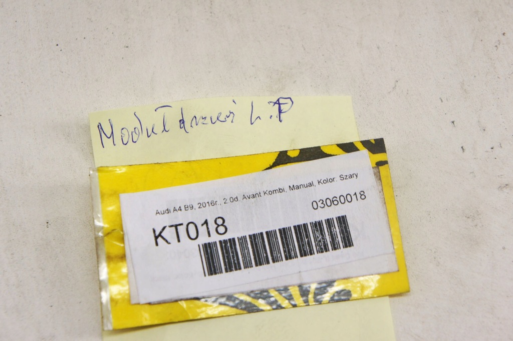 KT018 Audi A4 B9 Türmodul links vorne 8W0959393G Product image