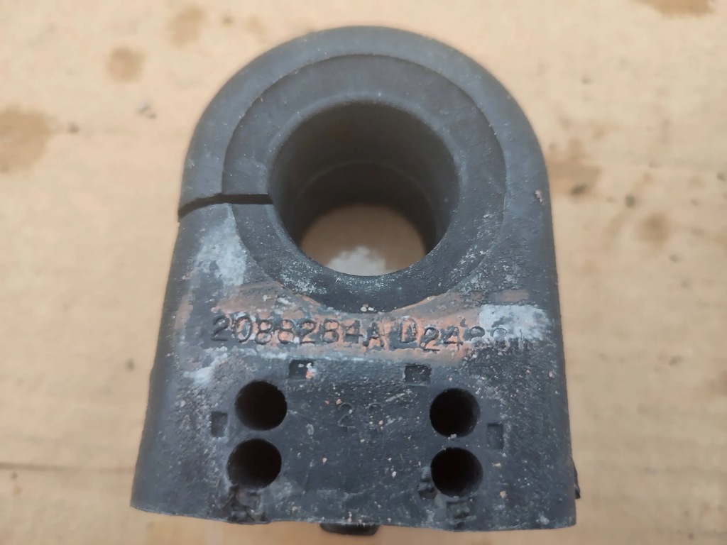 Chrysler Voyager IV 08-15 grand CHEROKEE WJ Stabilisator Gummi org Product image