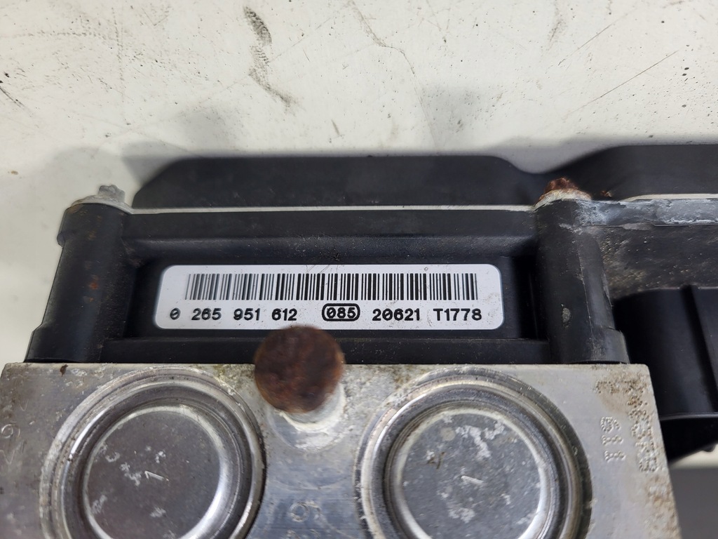 ABS -Pumpe - Citroen C4 II DS4 10-15 9678558080, 9800589380 Product image
