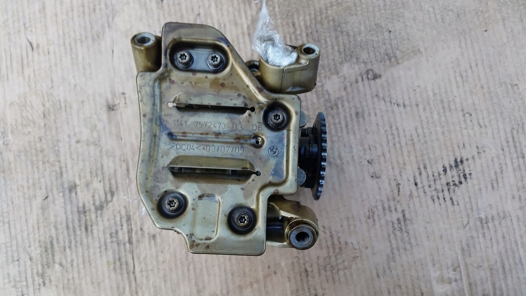 ÖLPUMPE 757080607 BMW 4.4 V8 N63 Product image