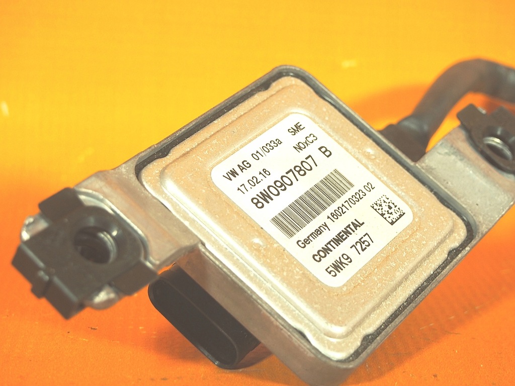 Audi A4 8W B9 36KM Abgas-Lambdasonde 8w0907807b Product image