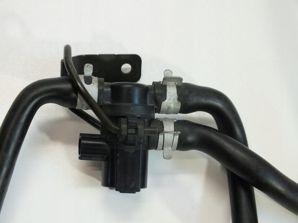 LEISTUNGSVENTIL SUZUKI GSXR 600 750 K4 K5 04-05 Product image