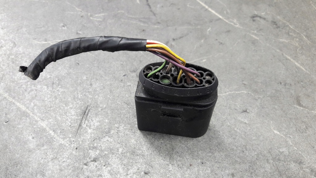1J0973837 Stecker -In -Audi VW Skoda Sitz Product image