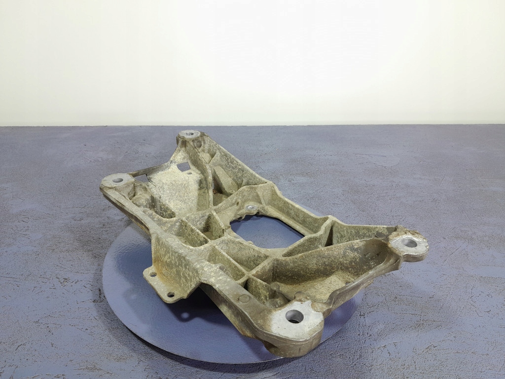 AUDI A4 B8 2.0 TDI 120 PS GETRIEBEUNTERSTÜTZUNG 8K0399263BK CJCC Product image