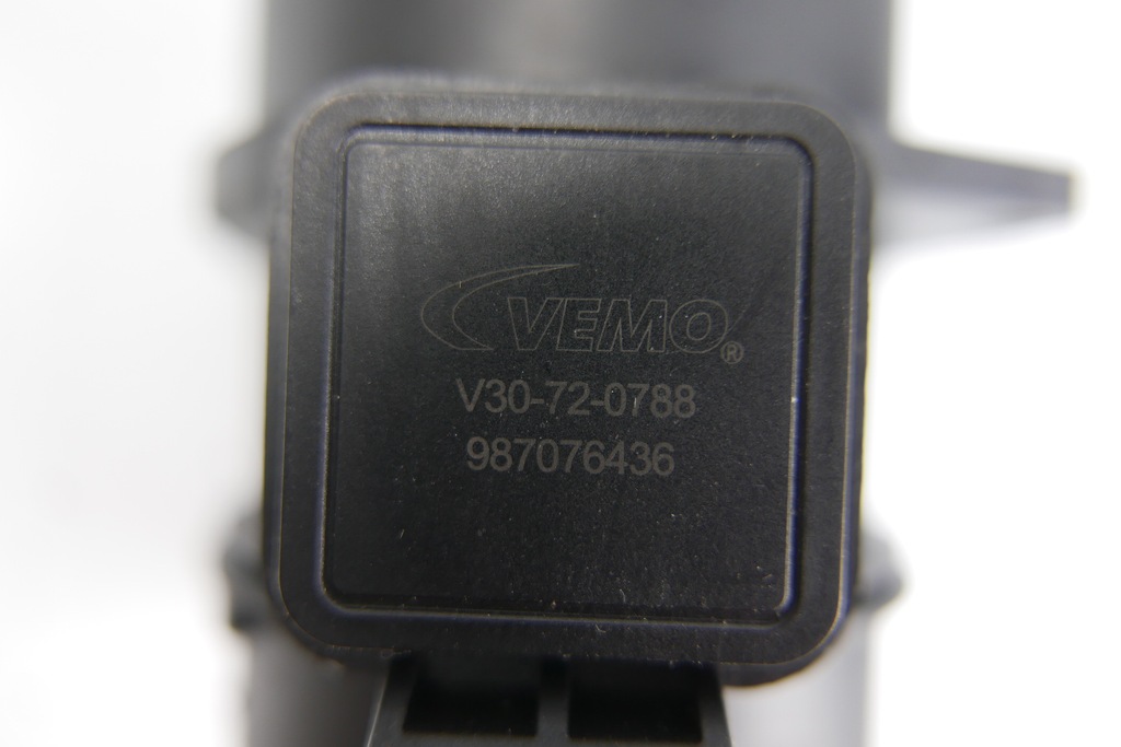 Vemo Mercedes A6510900248 Flow Messgerät Product image