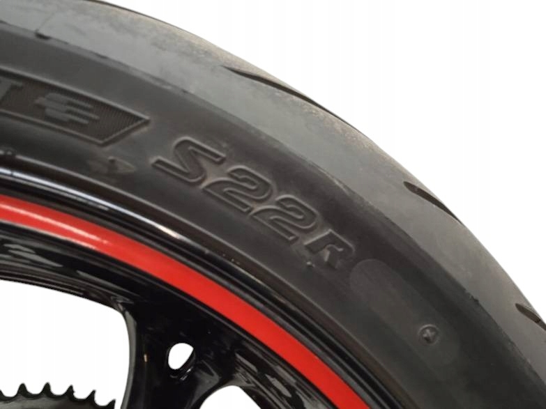 FELGE HINTERREIFEN K8 K9 L0 185/55ZR17M 17 ZOLL Suzuki GSX-R750 Product image