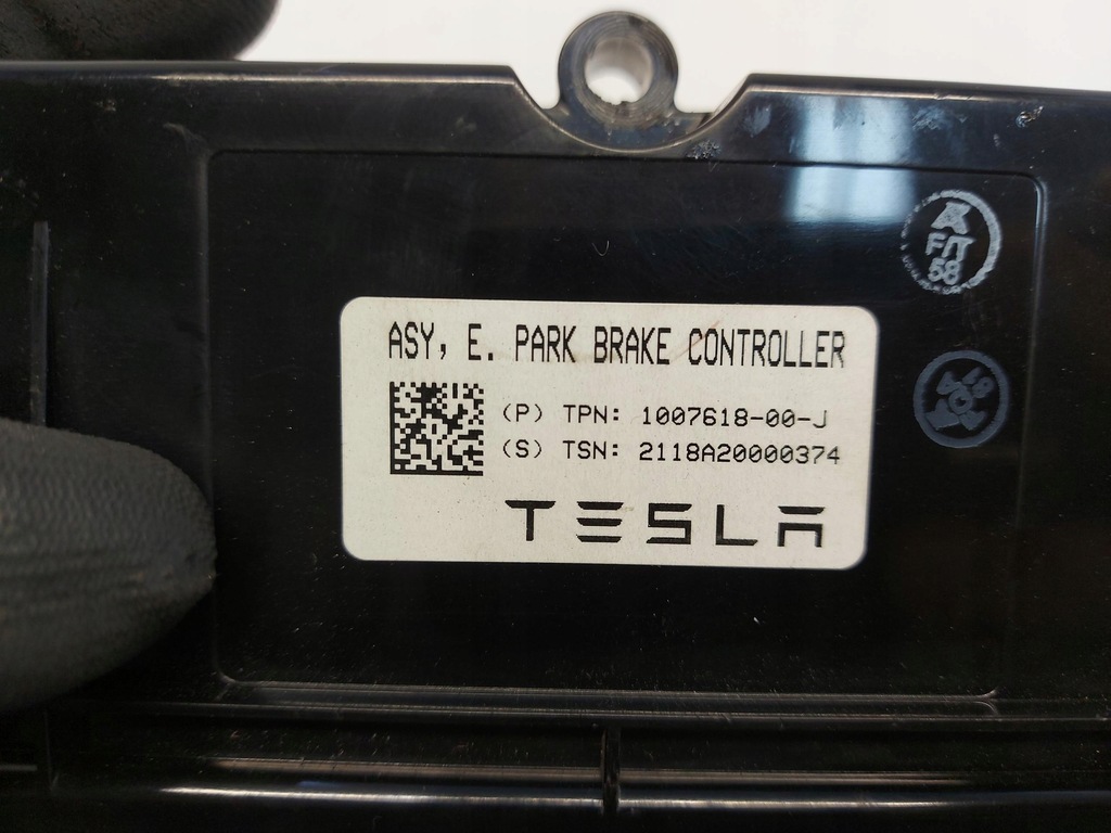 Tesla Model S LIFT Handbremssteuerungsmodul 1007618-00-j Product image