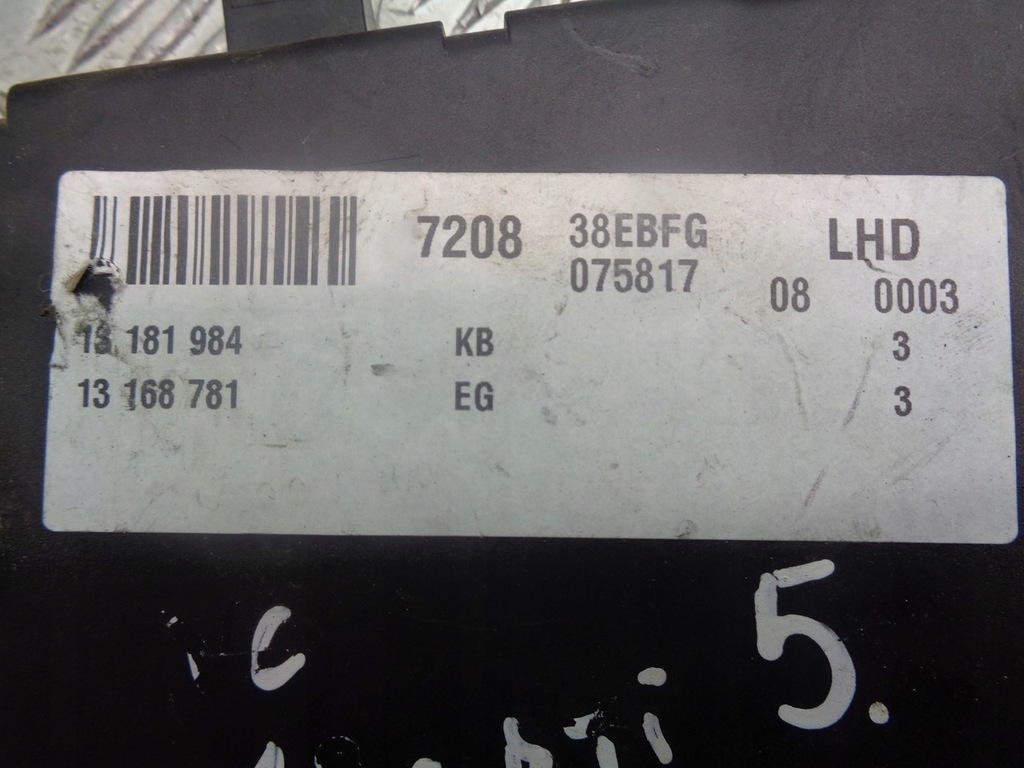 SKRZYNKA MODUŁ BSI OPEL VECTRA C 1.9 CDTI 13168781 Product image