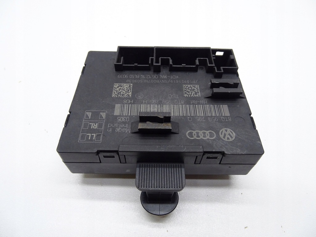 TÜRSTEUERMODUL LINKS HINTEN A5 8T SPORTBACK 5D 8T0959795Q Product image