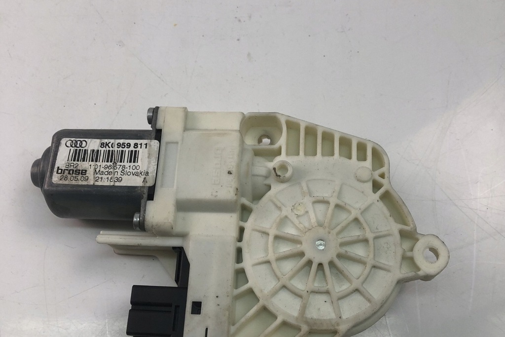Fenster der Windschutzscheibenfenster Audi A4 (8K2, B8) 8K0959811 2010 Product image