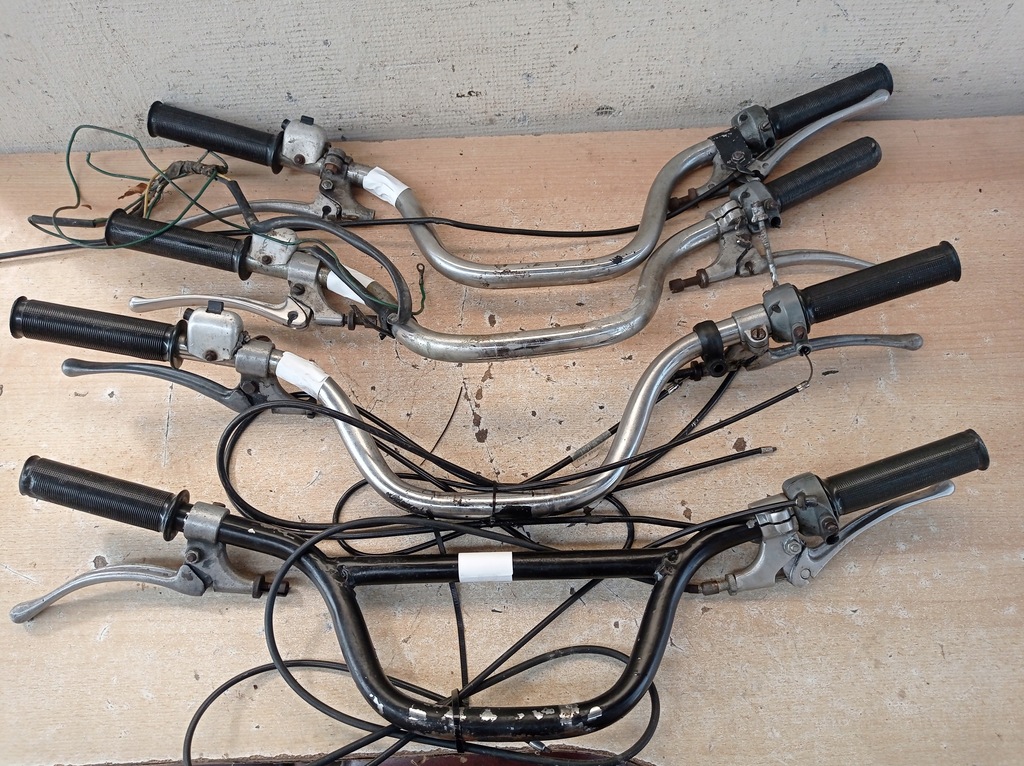 WSK - Vögel - Lelek - Lenkrad mit Türgriffen - 4 Stücke (1,2,3,4) Product image