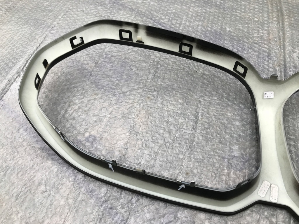 BMW 1 F40 FRONTGRILL SHADOW LINE 2019- Product image