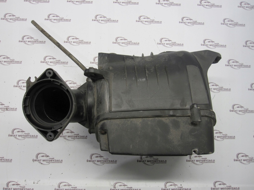 Volkswagen Caddy III 08R Luftfiltergehäuse 1F0129607 1K0129610 Product image