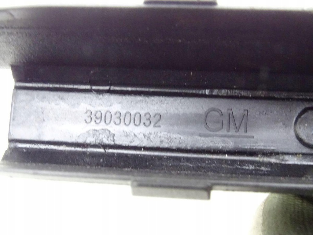 OPEL ASTRA K 15-22 OSŁONA PRZEWODÓW PODSTAWY AKUMULATORA 39030032 467597050 Product image