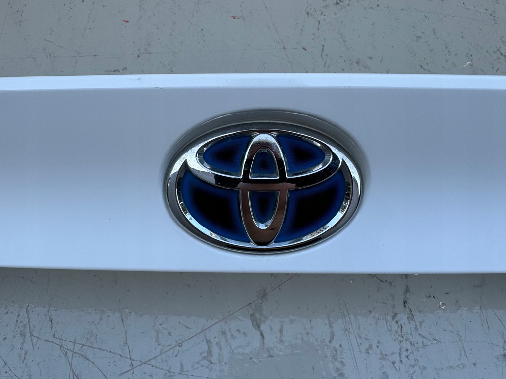 TOYOTA CHR C-HR I 1 16R – HECKKOFFERRAUMDECKELMISCHUNG 76811-F4010 Product image