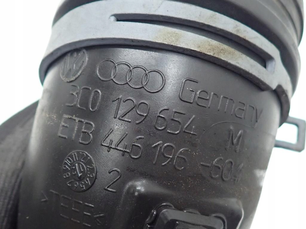 SCHLAUCH LUFTANSAUGROHR 3C0129654M VW GOLF VI 1.6 TDI CAY 13R Product image