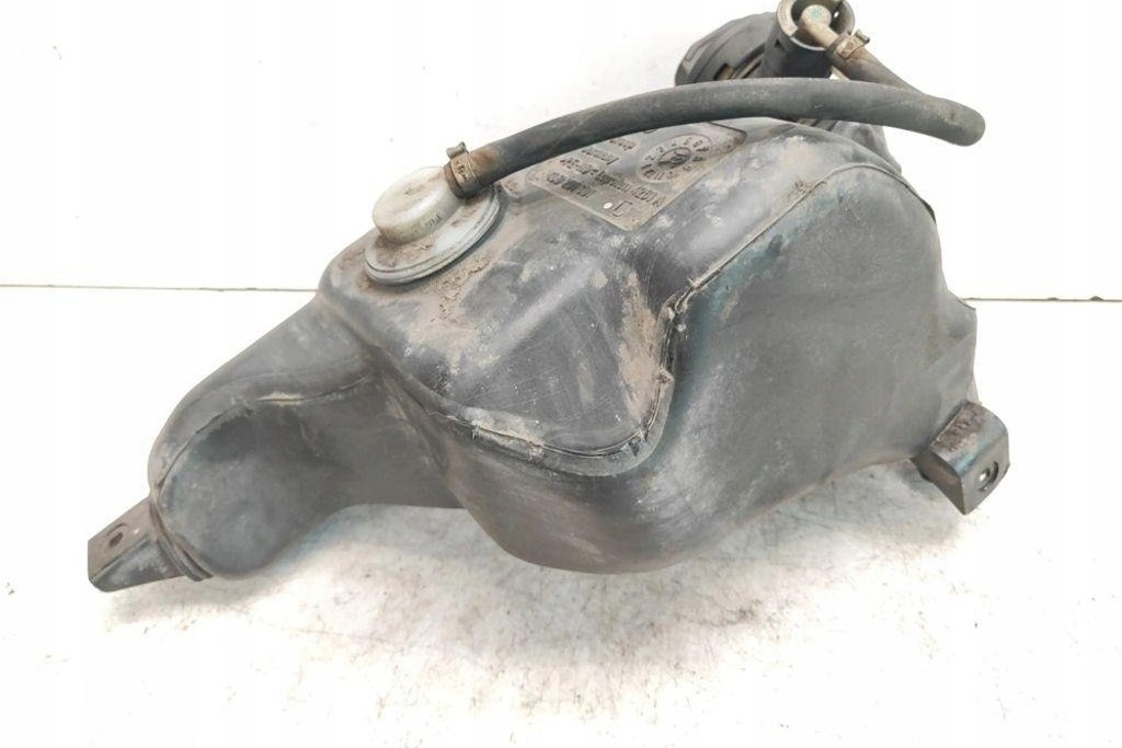 Audi A8 D2 Kraftstofftank (4D2, 4D8) 4D0201301 3.3L Diesel 2002 Product image