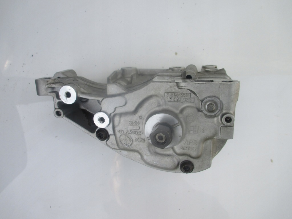 ÖLPUMPE BMW E60 E61 E90 E91 E92 E93 E87 N43 1,6 1,8 2,0 Product image