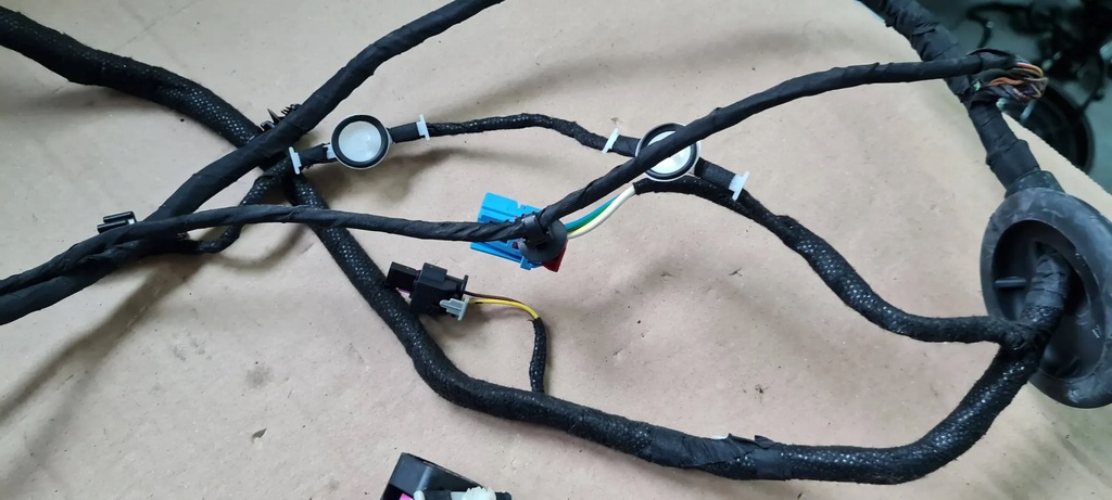 A5 8W COUPE ELEKTRISCHER TÜRKABELSATZ 8W6971030CB Product image