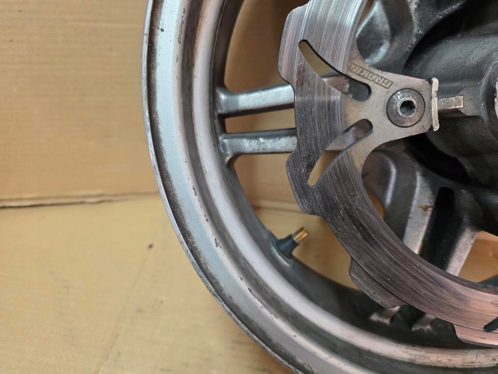 Suzuki Burgman An 650 02-12 in der Nähe des hinteren Randes Product image