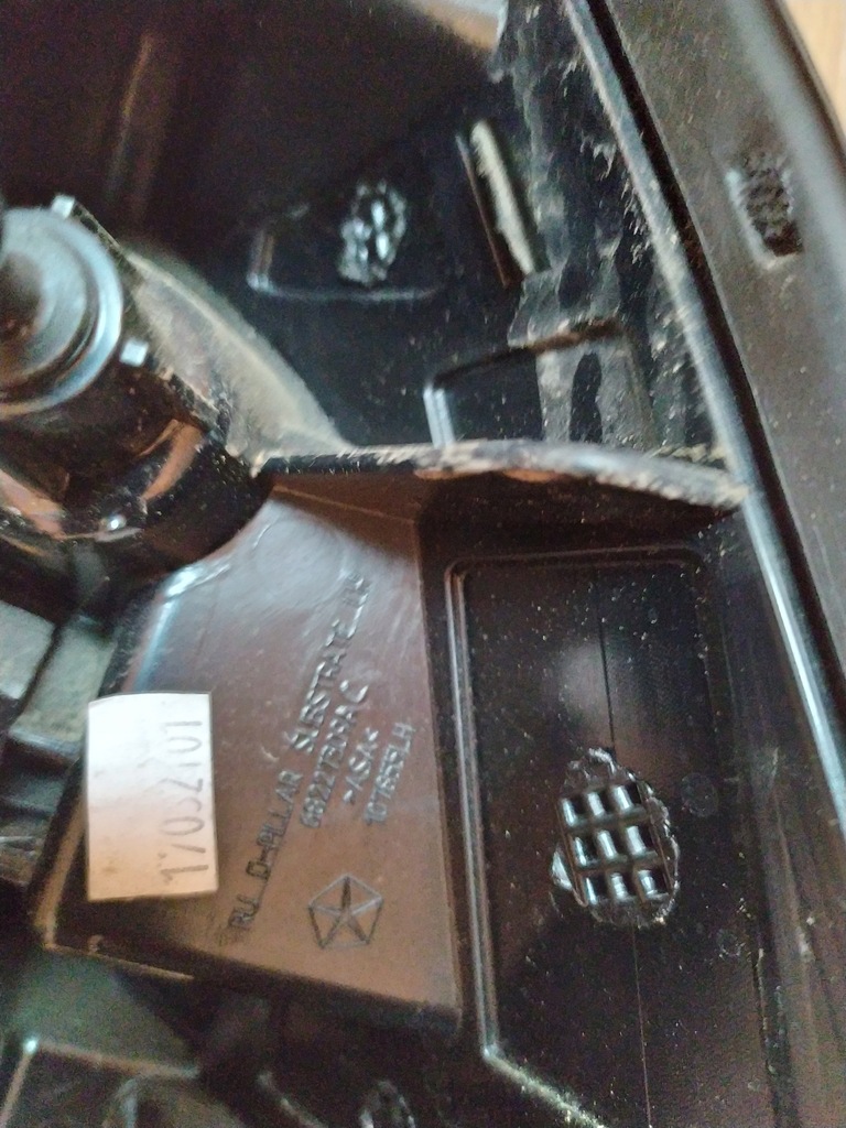 Chrysler Pacifica Seitenwand Product image