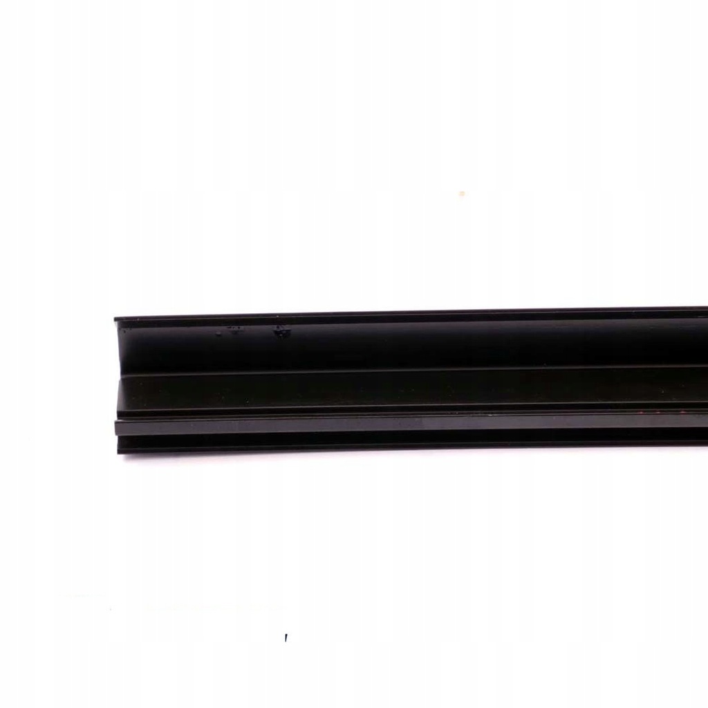 BMW Cabrio E88 Dichtung linker Rahmen Sockelleisten Product image
