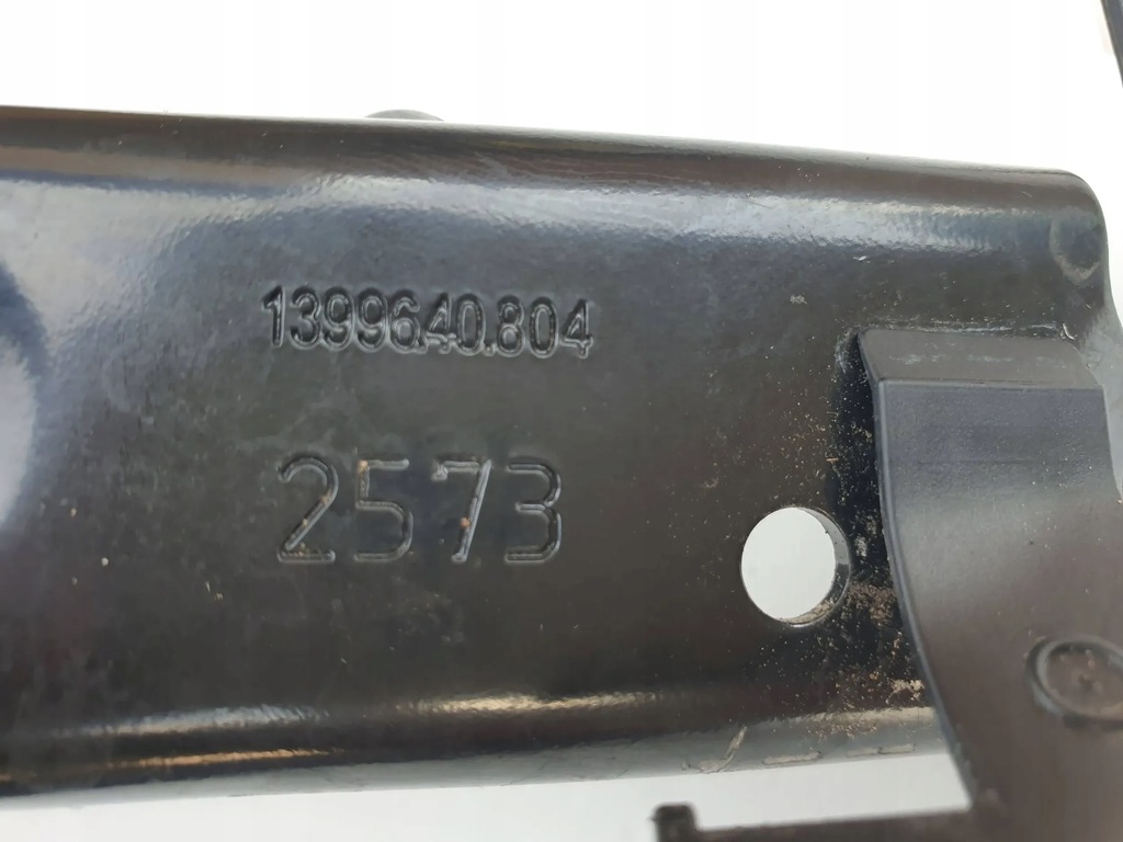 BMW M3 G80 G81 G82 HALTERUNG LAMPENHALTERUNG RECHTS VORNE 8071632 Product image