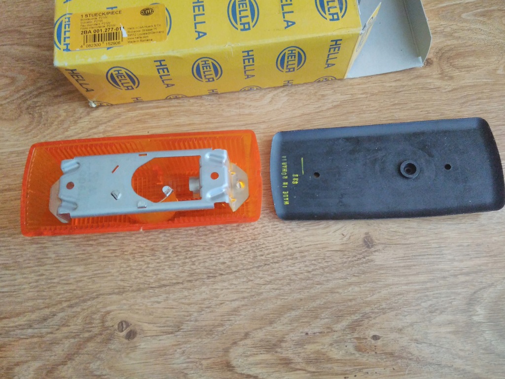 BLINKERLEUCHTE VORNE LINKS BLINKER HELLA 2BA 001 277-011 STEYR Product image