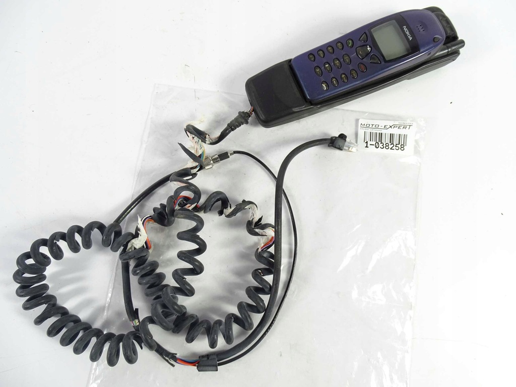 Mercedes C W203 NOKIA HANDY-LADEHALTER Product image