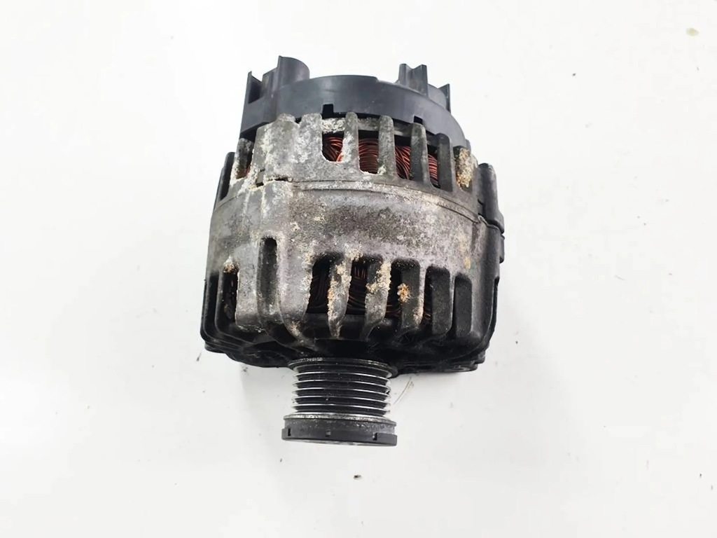 VW Passat B7 11 Jahre 1,4 TSI CDG Lichtmaschine Product image
