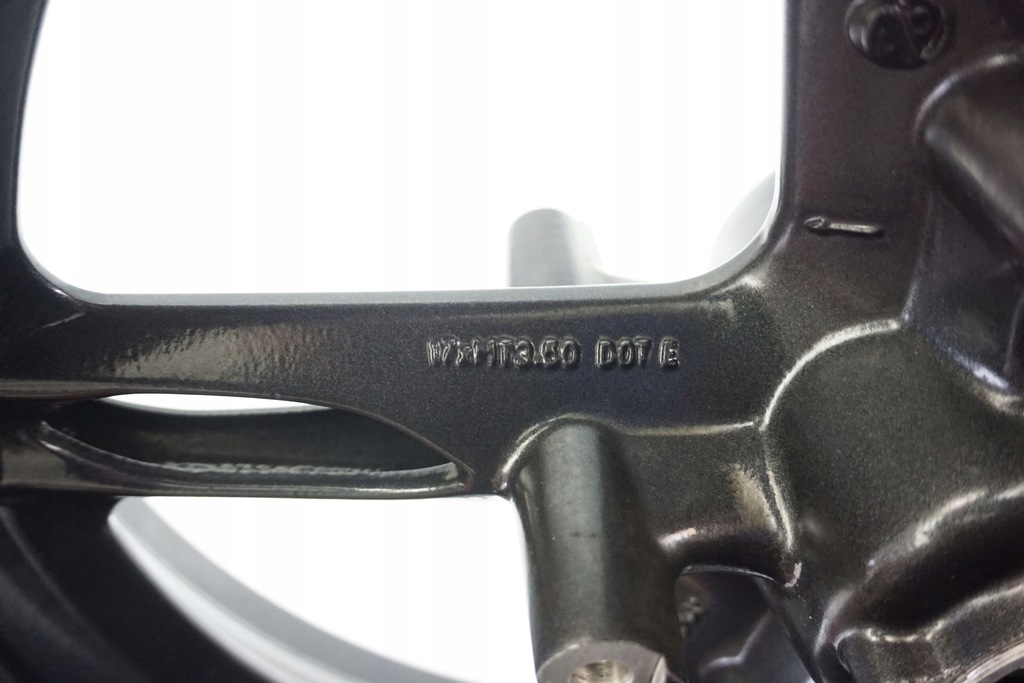 TRIUMPH SPRINT 1050 GT 10 – FELGEN VORNE Product image