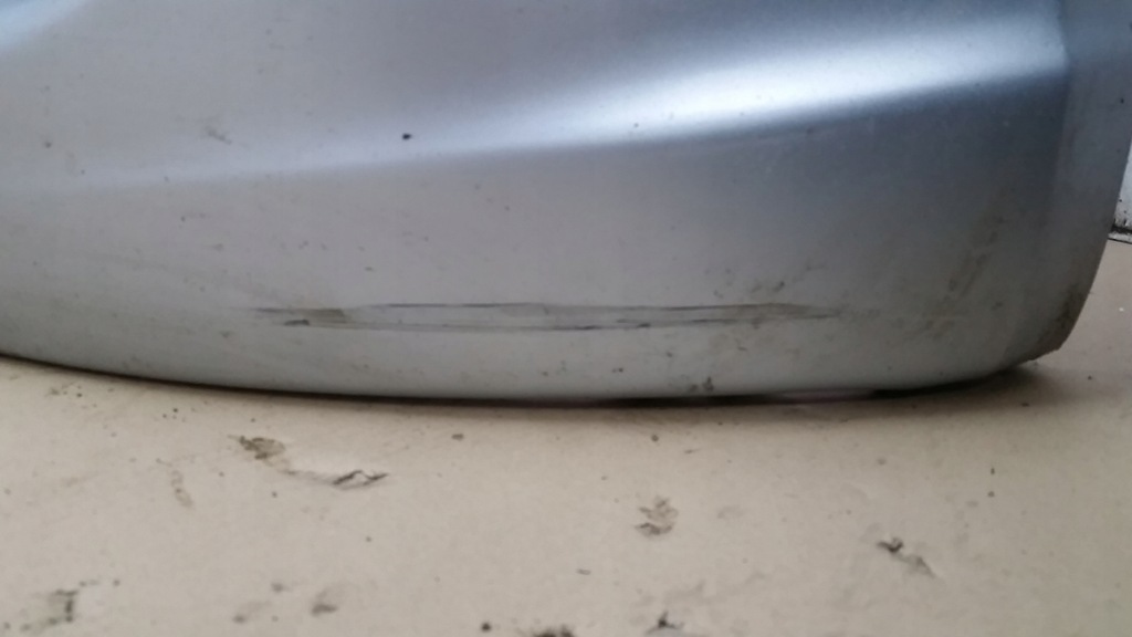 Mitsubishi Grandis Frontstoßstange Product image
