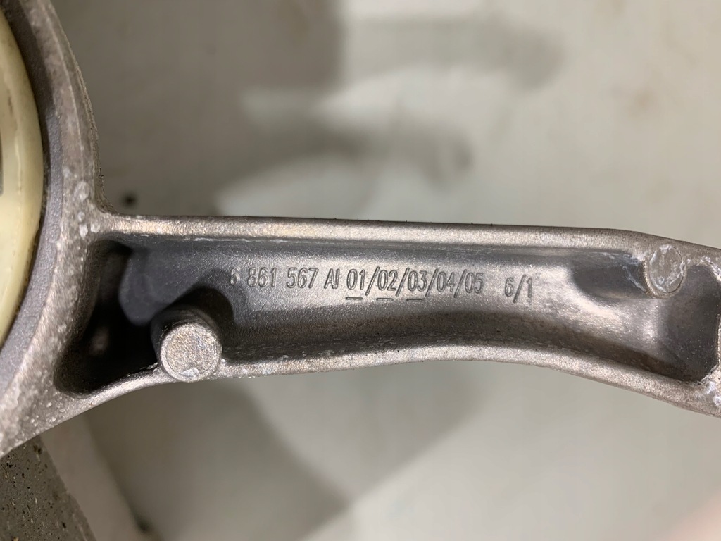 BMW G20 GETRIEBESTÜTZE PFOTE 9485322 6861567 Product image