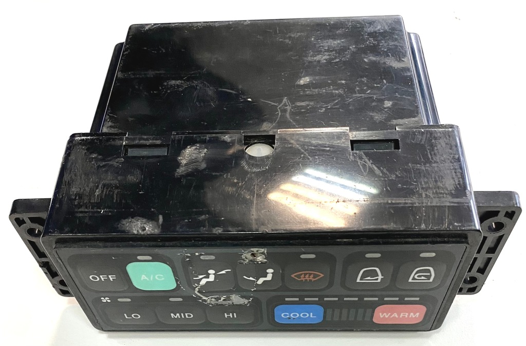 Daewoo 2543-9031A 25439031A Doosan A/C Panel Product image