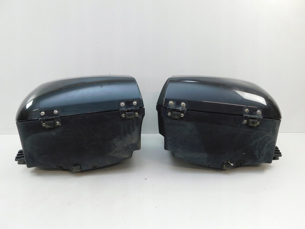 BMW R1200RT SEITENKOFFER LINKS + RECHTS SET OHNE SCHLÜSSEL Product image