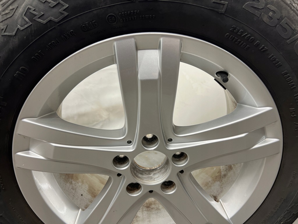 MERCEDES GLK GLC ML RÄDER FELGEN 17'' WINTERREIFEN 235/60/17R A2044015502 Product image