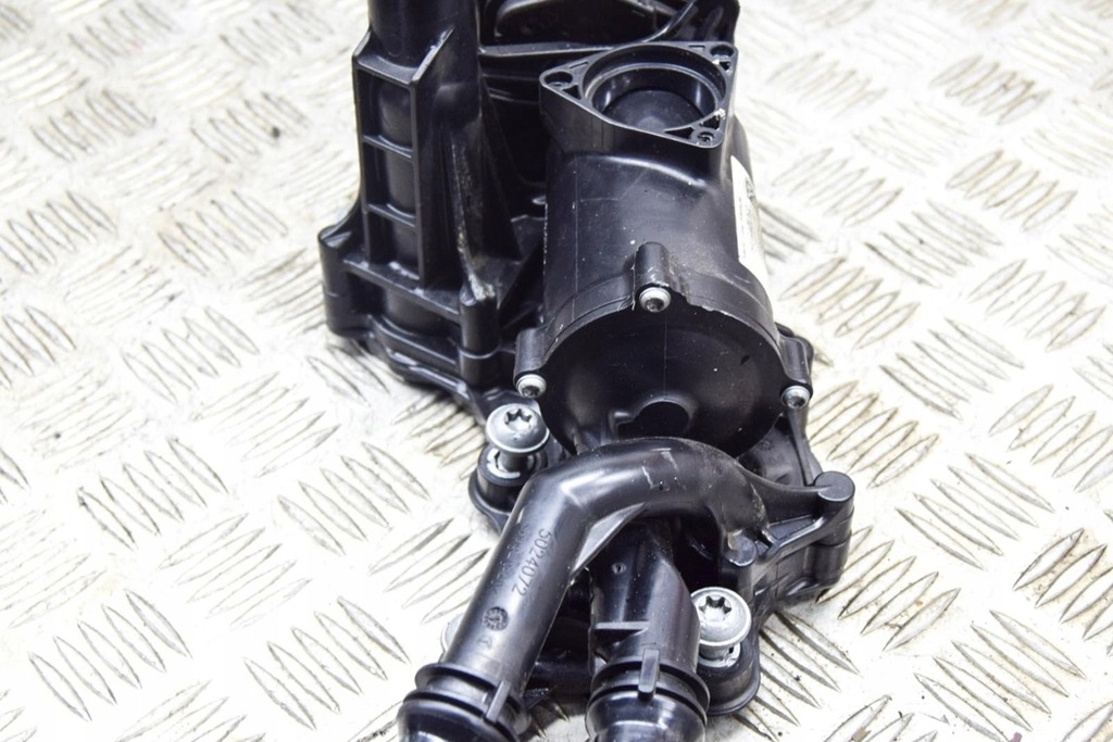 Audi Q5 FY 80A Thermostat 05L121111H 2.00 Diesel 150 kW 2021 Product image