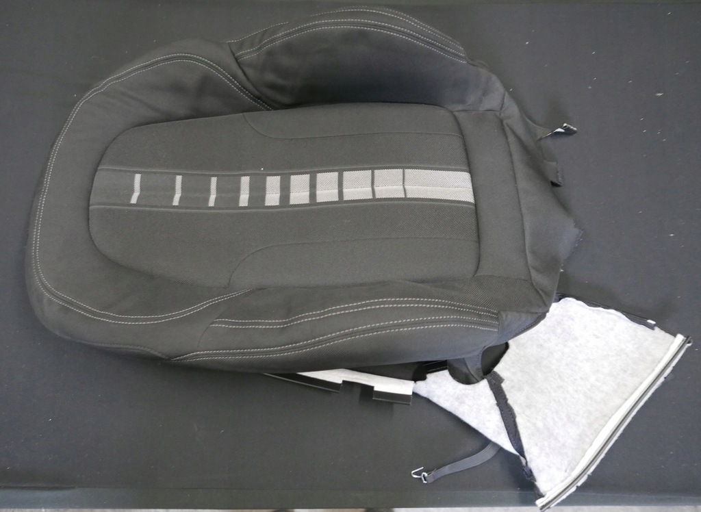 BMW F39 F48 LINKER SITZ RÜCKENLEHNE POLSTERUNG Product image