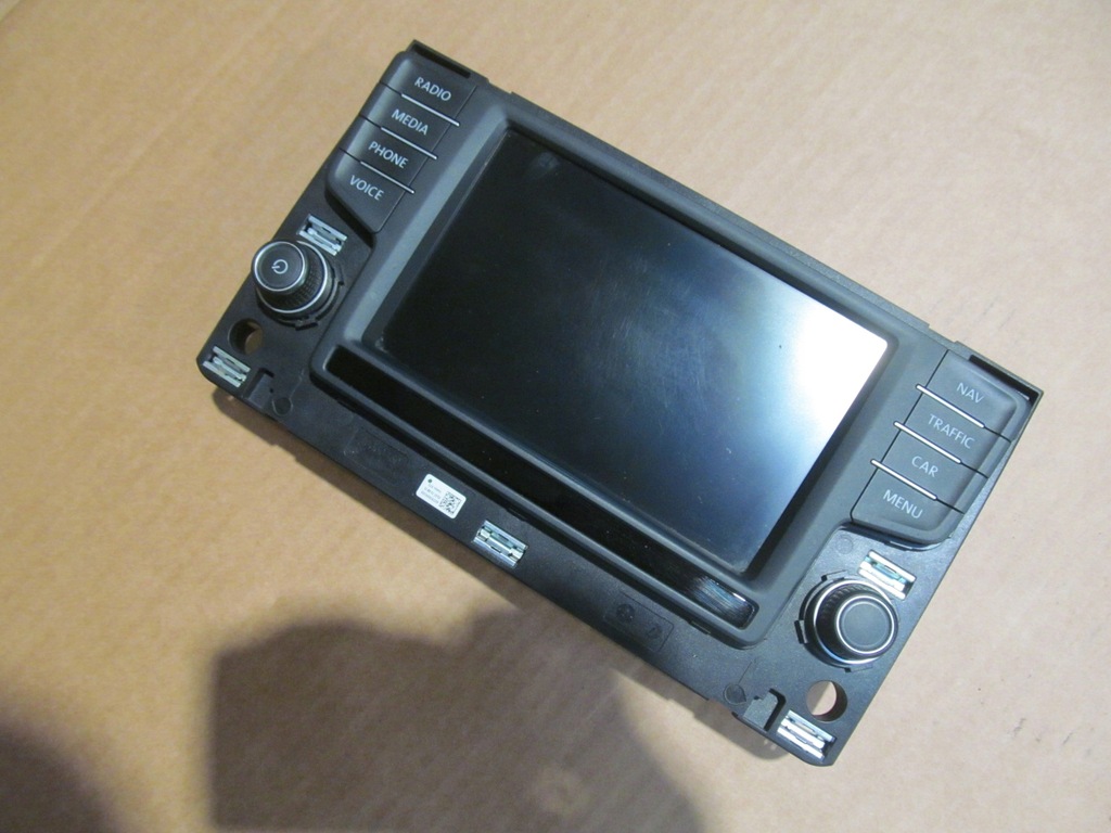 VW PASSAT 14-20 BILDSCHIRM RADIO NAVIGATIONSPANEL C401 Product image