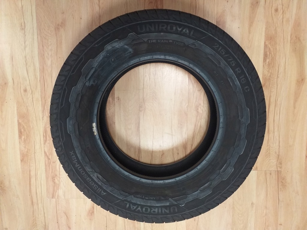 REIFEN 215/75R 16C 113/111 UNIROYAL DOT 4719 Product image