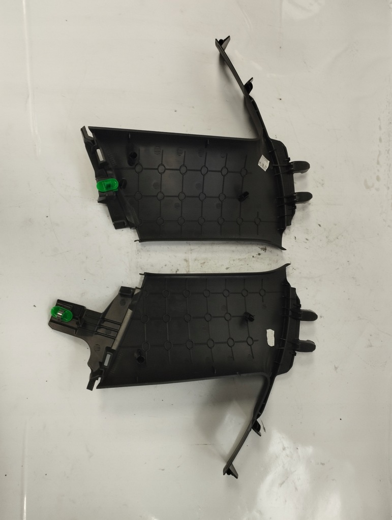 Opel Astra V K Combi hintere legale Trys links + rechts 39046856 39046857 Product image