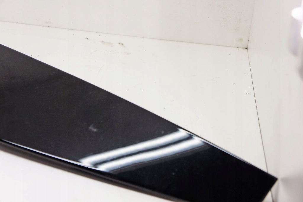 IX229 Hyundai Veloster und Shuttlecock Flap Mischung Product image