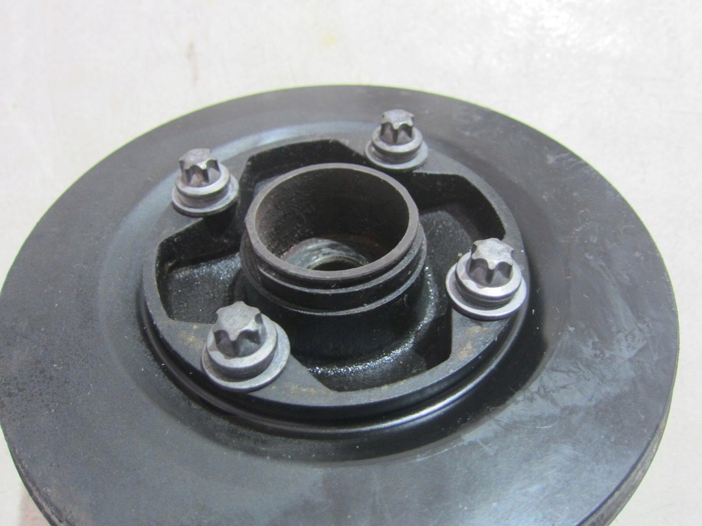 BMW F10 550 N63 F07 WELLENRIEMENSCHEIBE 11237570263 Product image