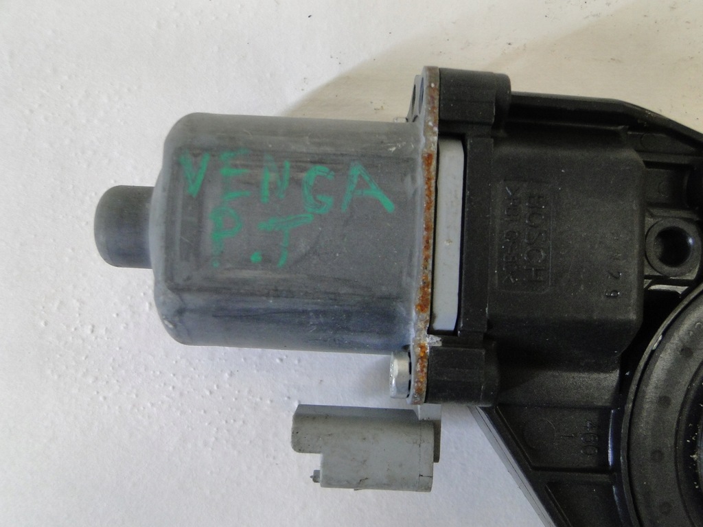 KIA VENGA FENSTERMOTOR RECHTS HINTEN 83460-1P000 Product image